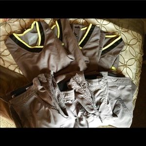 GREY’S ANATOMY Pewter Grey Scrub Set